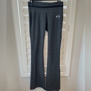 OAKLEY Heathered Gray Flare Workout Pants